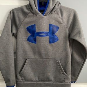 Medium under armour hoodie